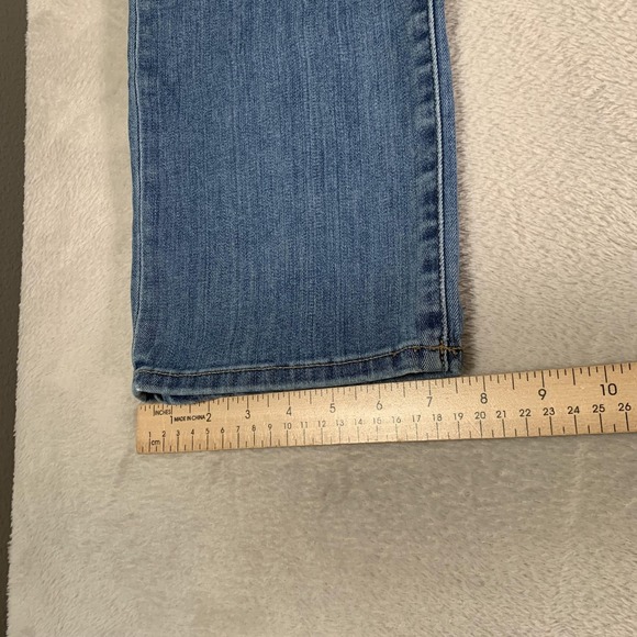 Lucky Brand Jeans Womens 12/31 Light Wash Sweet Straight Blue Denim Casual - Picture 8 of 14